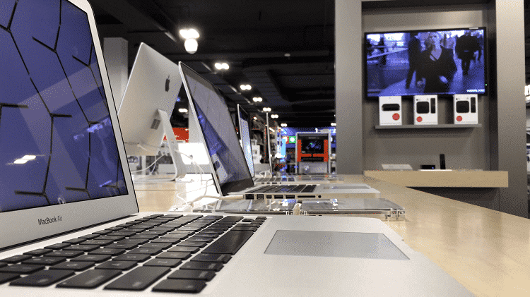 Laptops with mac os
